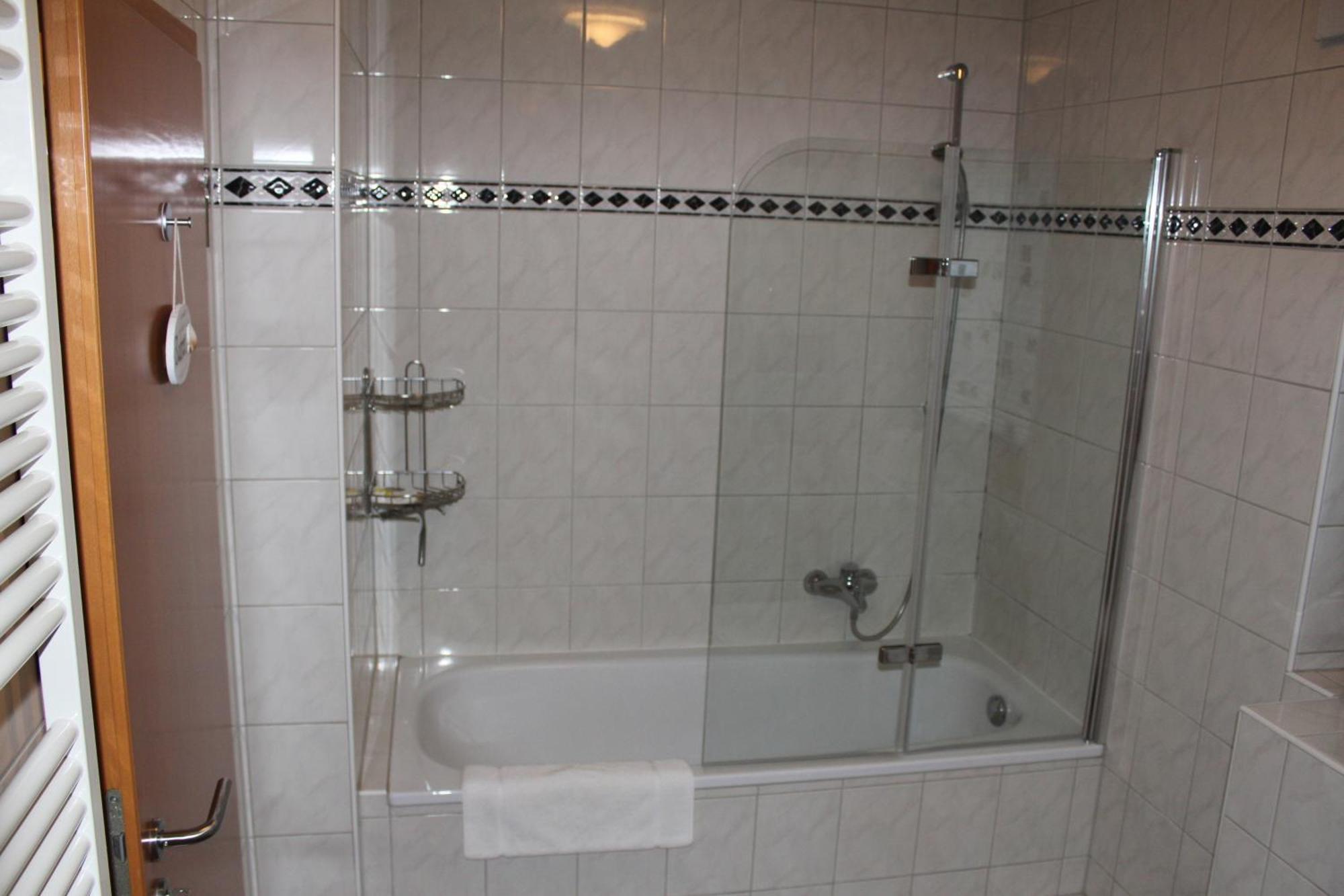 Ferienwohnung Bell Im Brohltal Niederdürenbach Buitenkant foto